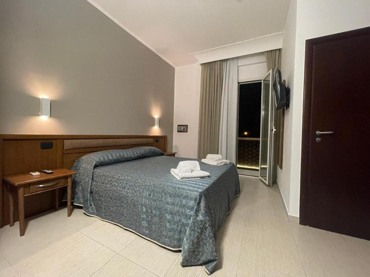 Hotel Posidonia Porto Cesareo Exterior foto